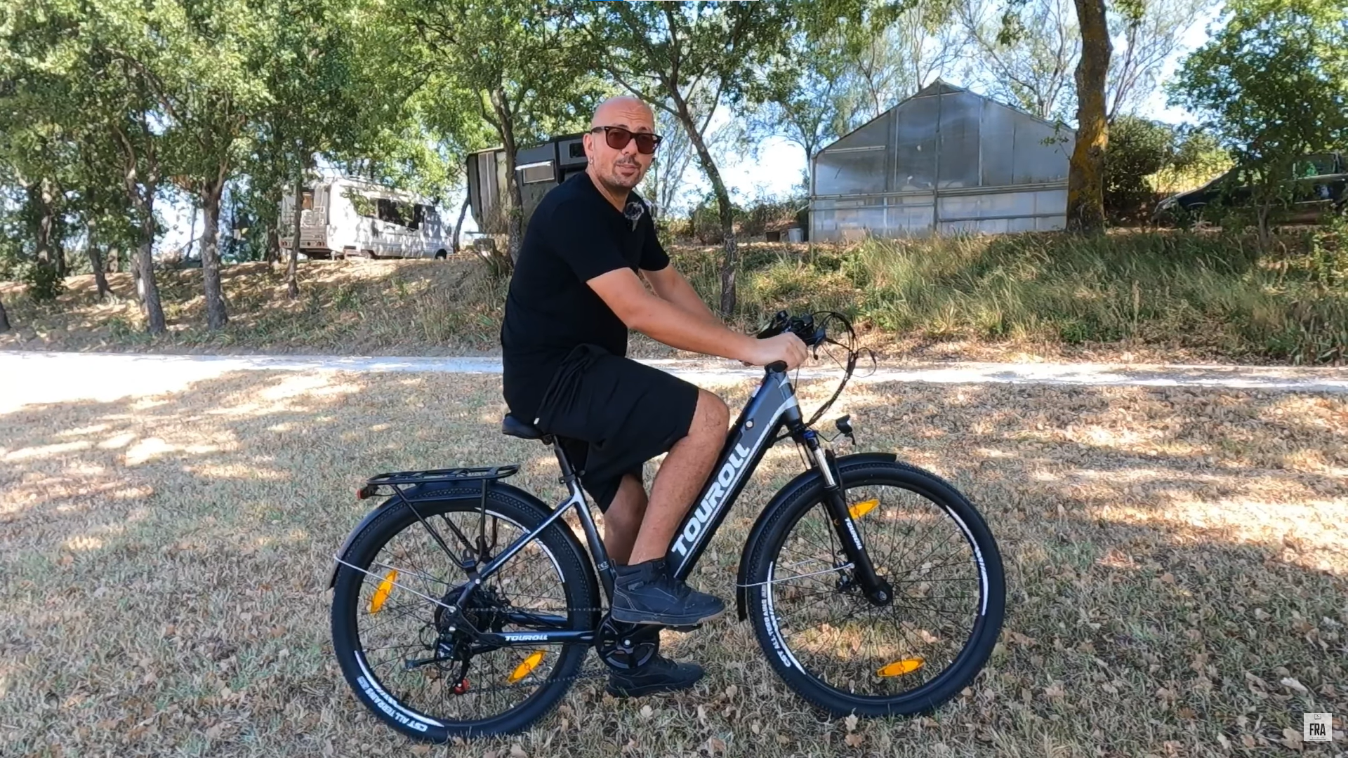 Step-Through vs. Step-Over Ebikes: What’s the Difference?